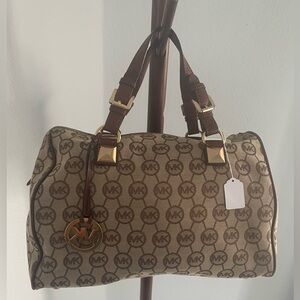 Michael Kors Signature Logo Grayson Bag